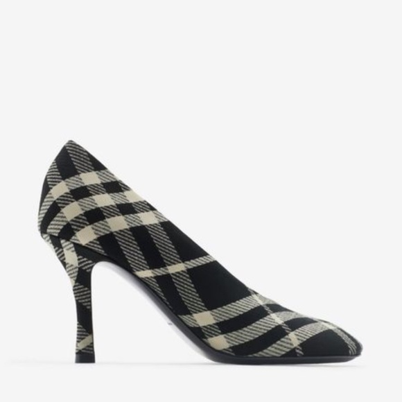 Burberry Checked Pattern Slip-on Pump - Picture 1 of 7